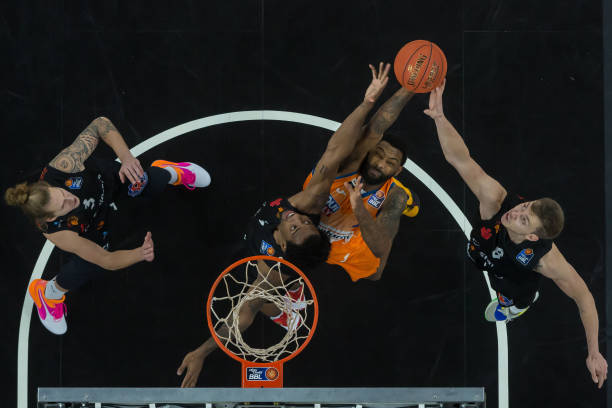 还需要与团 还需要与团