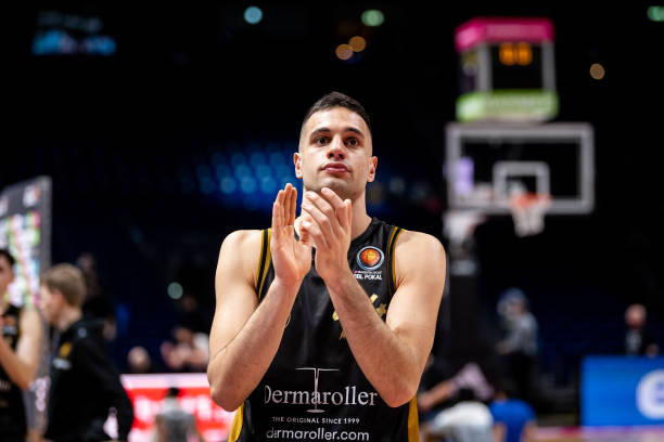 攻线路更加 攻线路更加