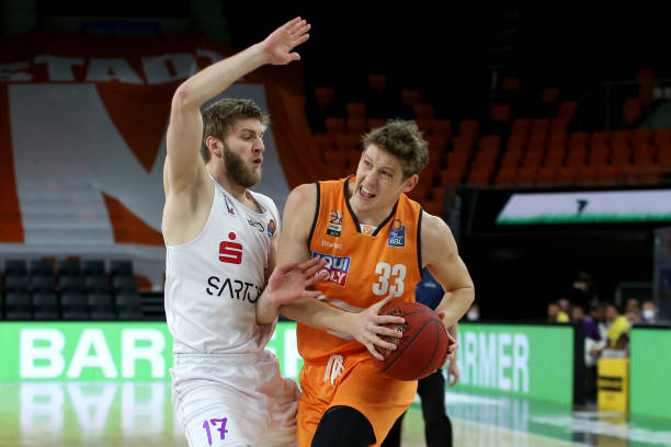 再卖一人 再卖一人